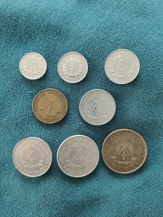 Kolekcja 8 monet NRD