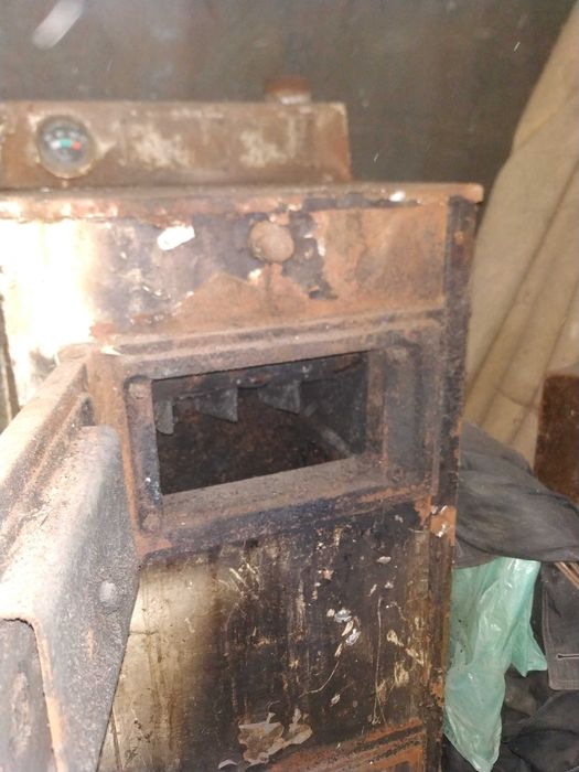 Продам газовый котел кст 6