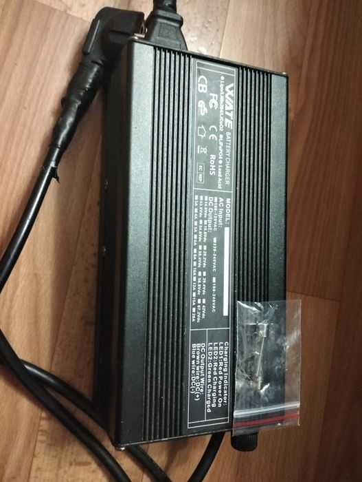 Зарядний пристрій Wate для літій іонних акумуляторів 48 v 8a