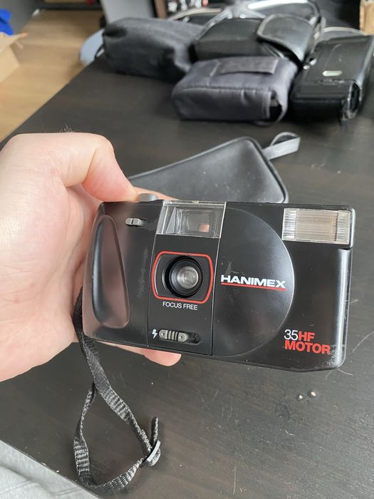 Aparat analogowy HANIMEX 35HF MOTOR z pudełkiem
