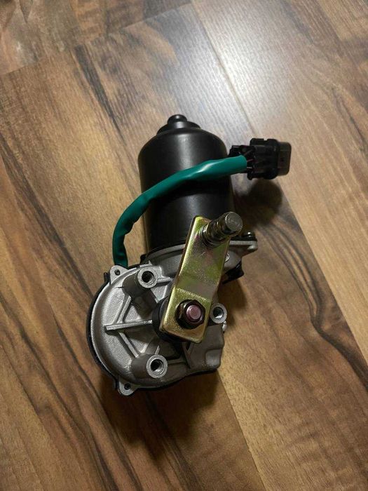 Новий мотор двірників склоочисника Kia Optima / Magentis (2001–2006)