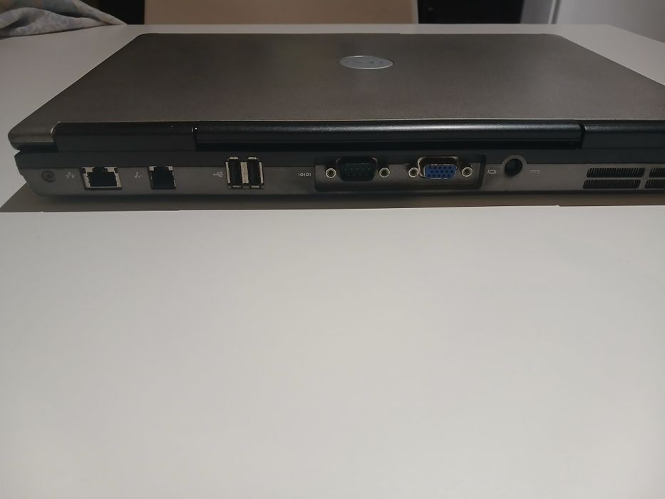 DELL Latitude D630
