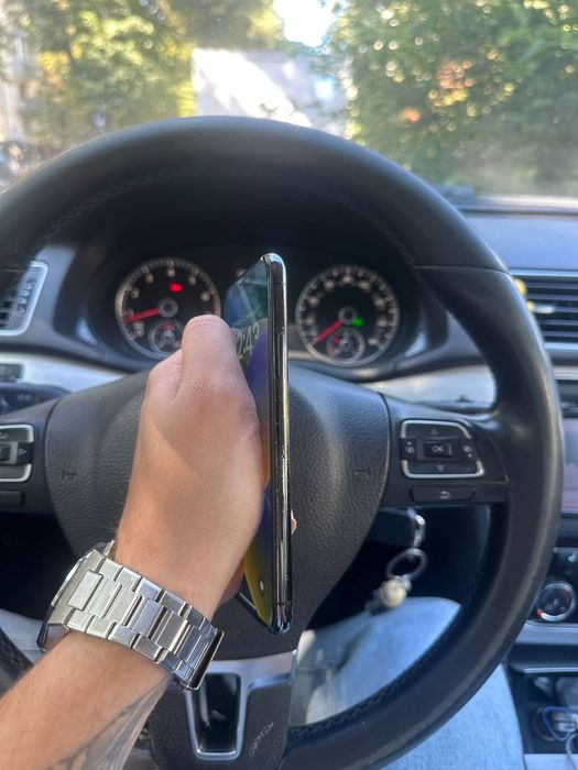 Apple iPhone X 64GB чорний, акумулятор 100%, Face ID