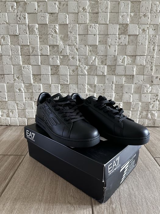 Кросівки EA7 Emporio Armani чорні 42,5 натуральна шкіра нові