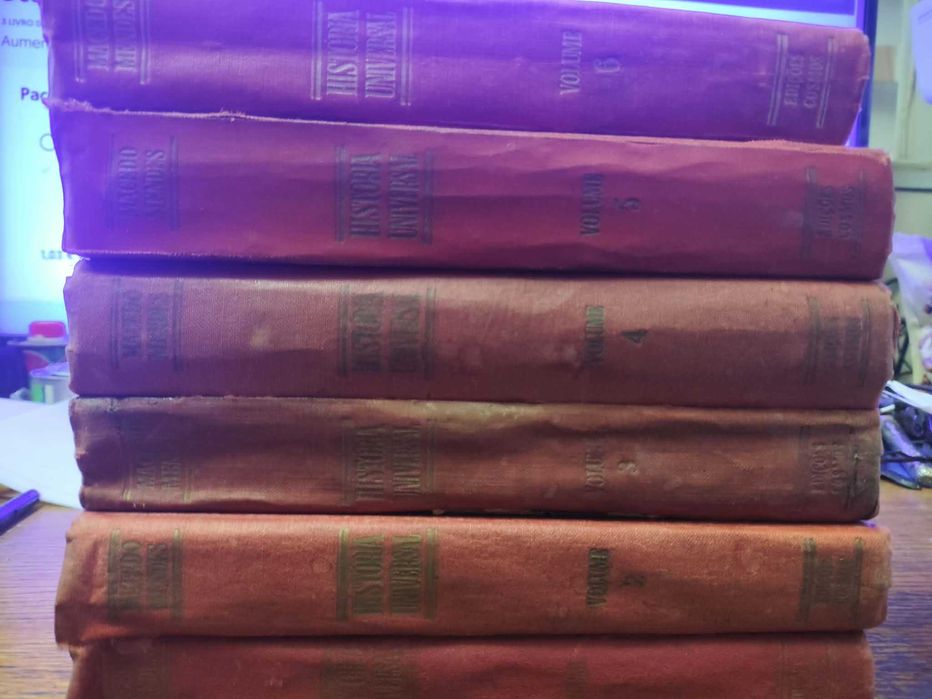 obra História Universal escrita por Macedo Mendes e publicada pelas Edições Cosmos 1939 6 volumes