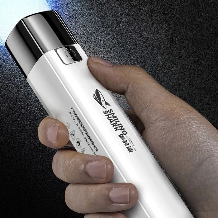 Фонарь аккумуляторный