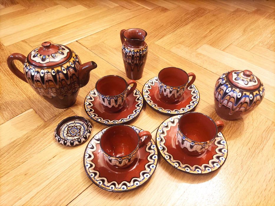 Ceramiczny serwis kawowy, zestaw brązowy