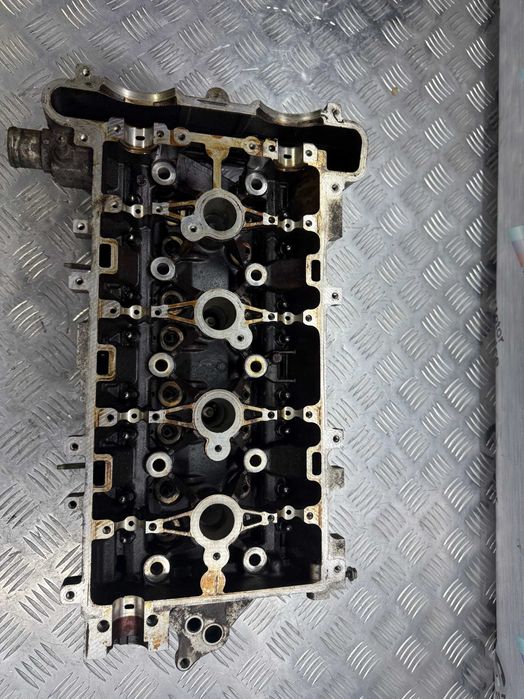 Головка ГБЦ на запчасти opel astra vectra zafira 2.2  z22se 24462304