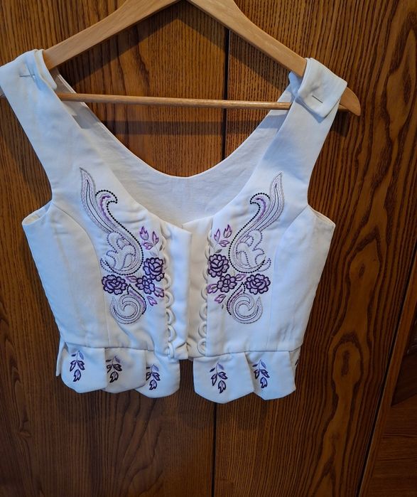 Gorset biały Szer 74 plus Spodniczka,