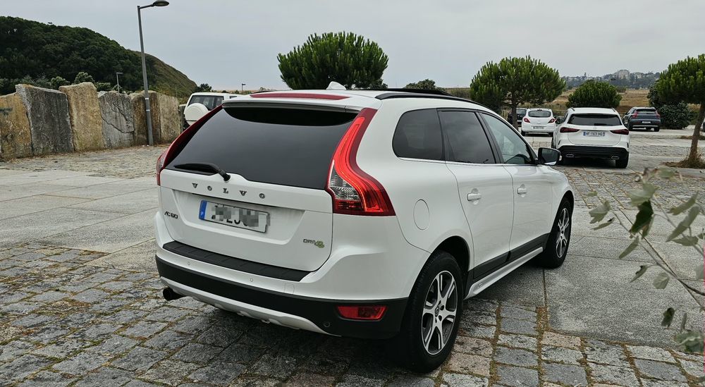 Volvo XC60 2.0D R-Design Nacional