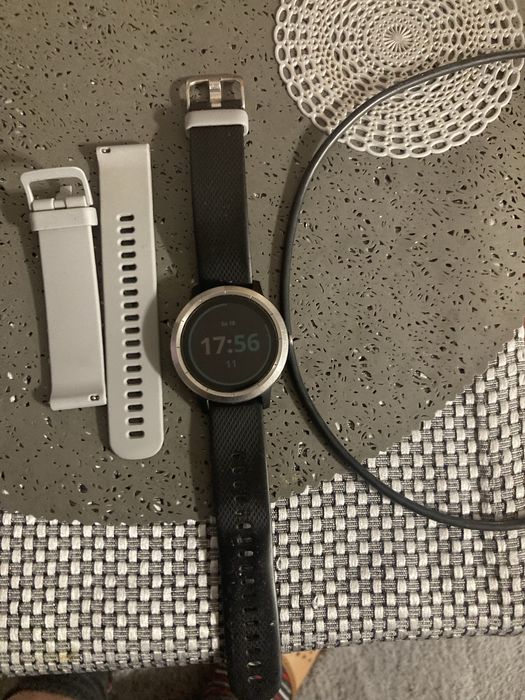 Zegarek  Garmin Vivoactive3  czarny