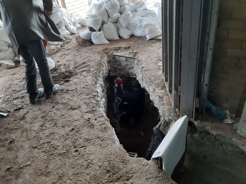 Демонтаж бетона,постройки копка грунта