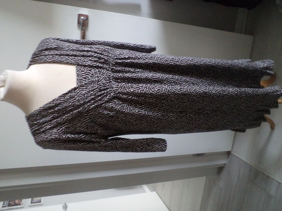 elegancka sukienka/ roz 46/48
