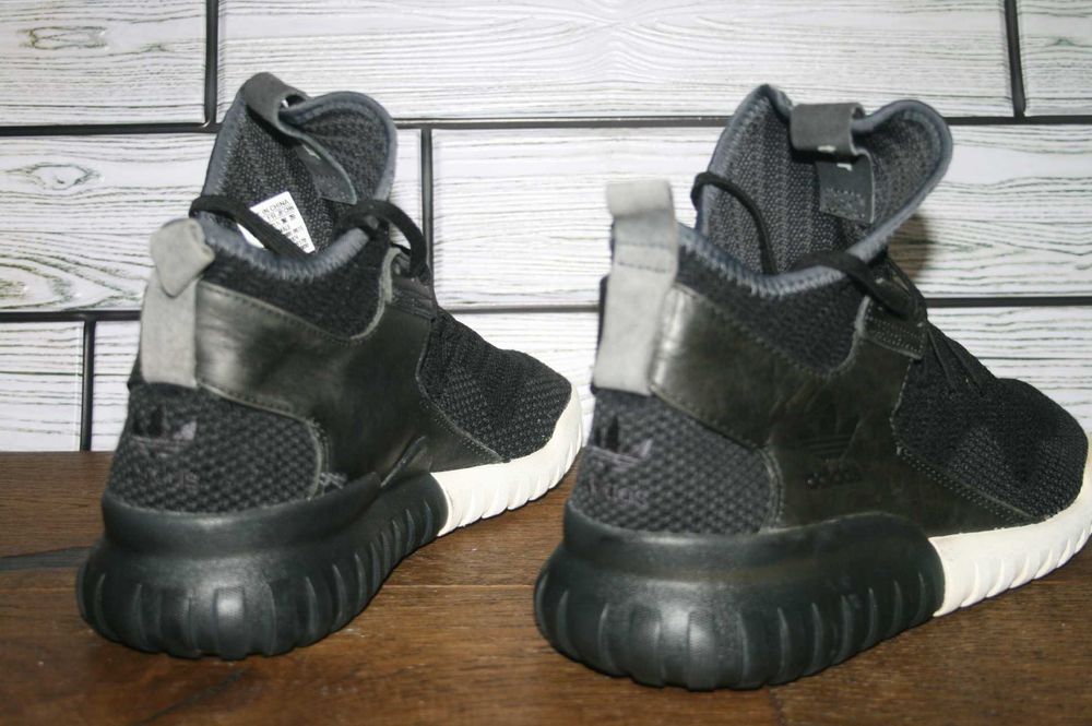 Кроссовки Adidas 41 р. (26 см)