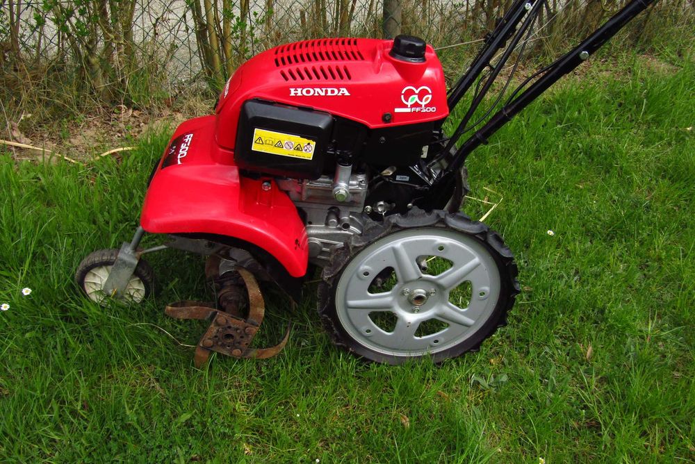 Glebogryzarka Honda FF 300  biegi napęd polecam