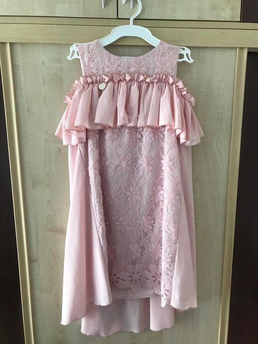 Святкова дитяча сукня. Розмір 140