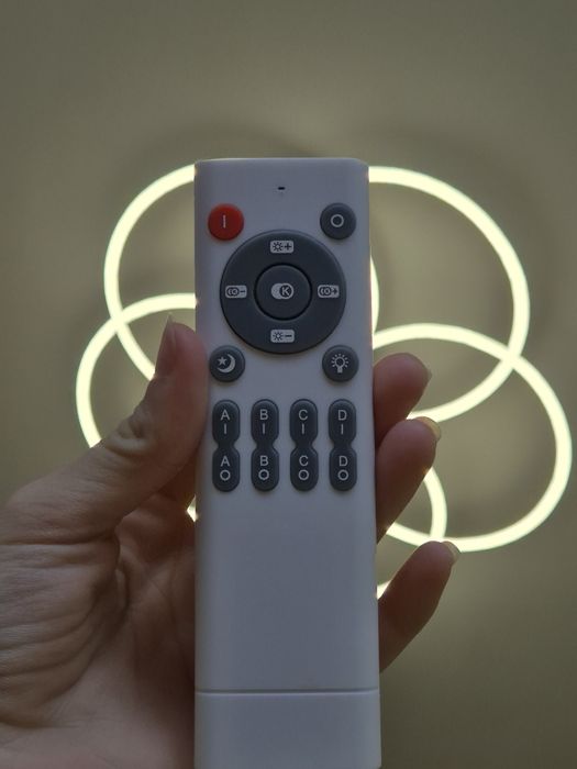 Люстра.           .