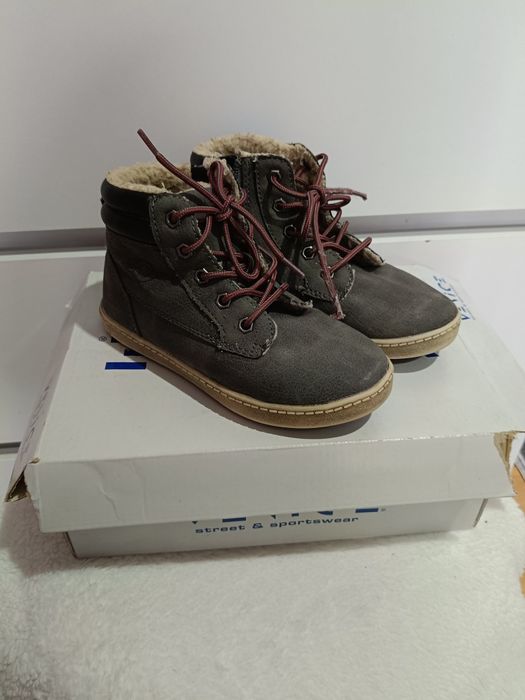 Botki dla chłopca róż 29