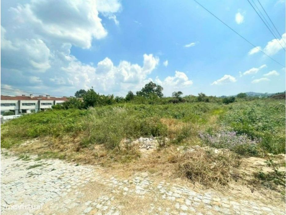 Plot of Land with 22,442 m² in Paredes