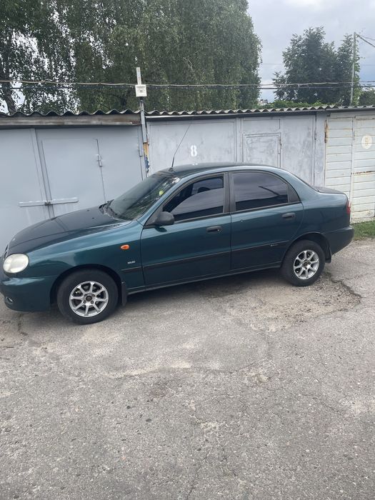 Ланос 1.5 гур конд  не крашен