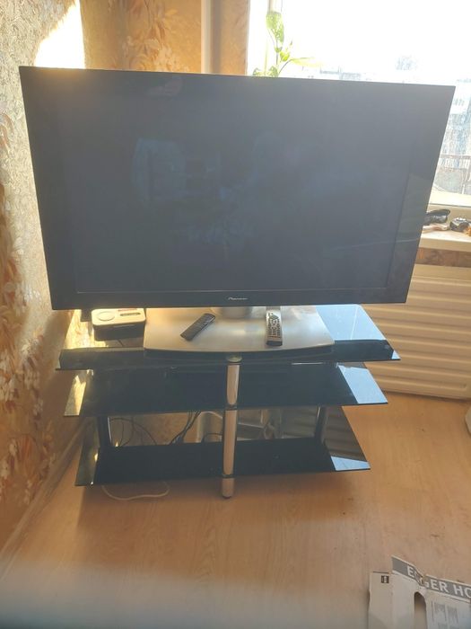 Продам тв пионер