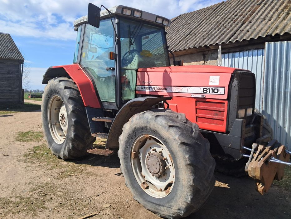Massey Ferguson 8110