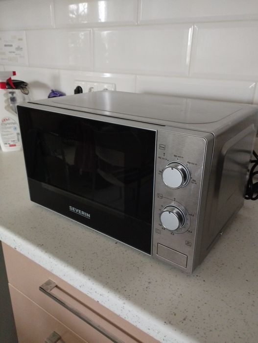 Мікрохвильовка Severin 700 w