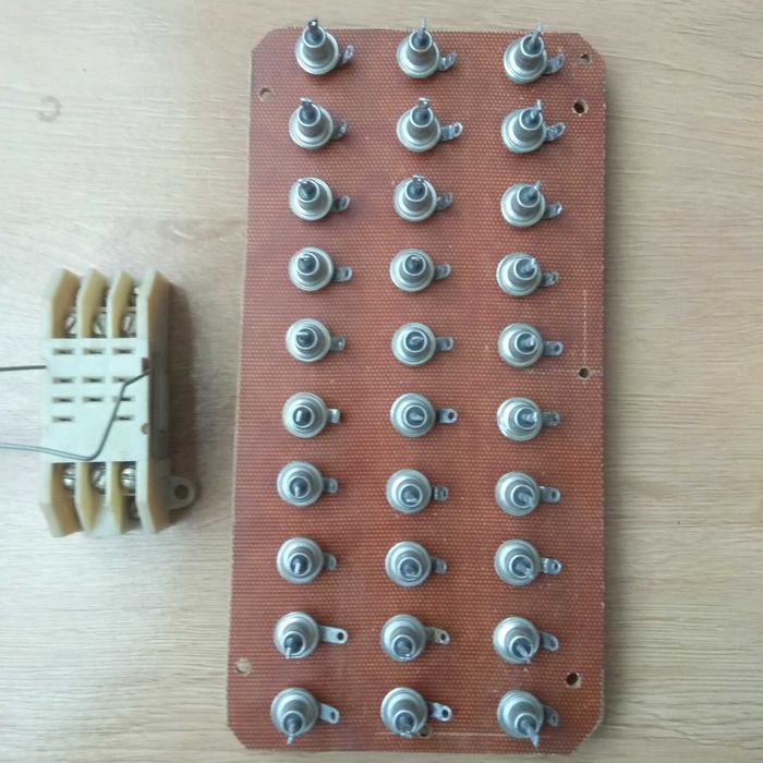 Комплектующие и радио детали