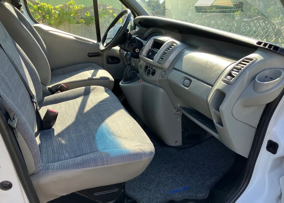 Продам Renault Trafic 2.0 TDI