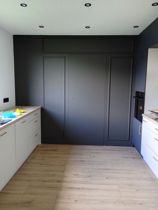 Gładzie, malowanie tradycyne i natryskowe, tapetowanie, sucha zabudowa