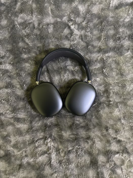 Apple AirPods Max