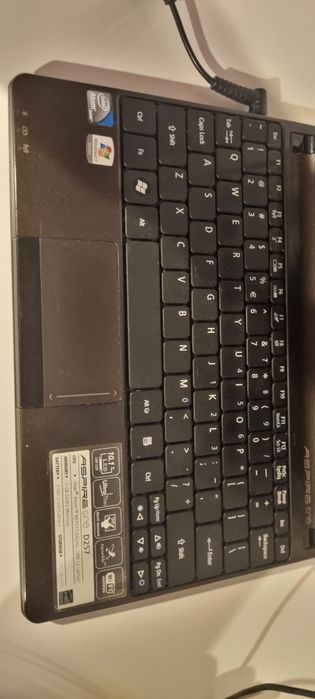 Netbook acer one d257