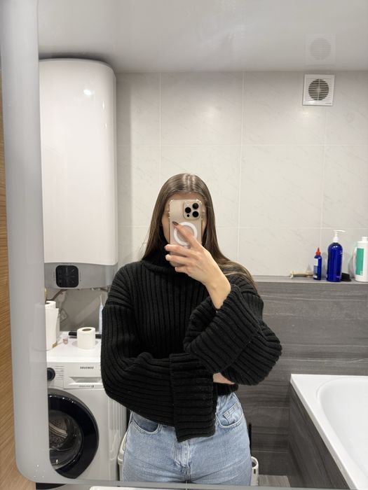 Жіночий светр з горловиною | Укорочений светр з високим коміром