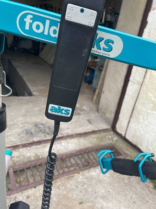 Електричний підйомник для пацієнтів AKS Foldy/150 кг/ Догляд і купання