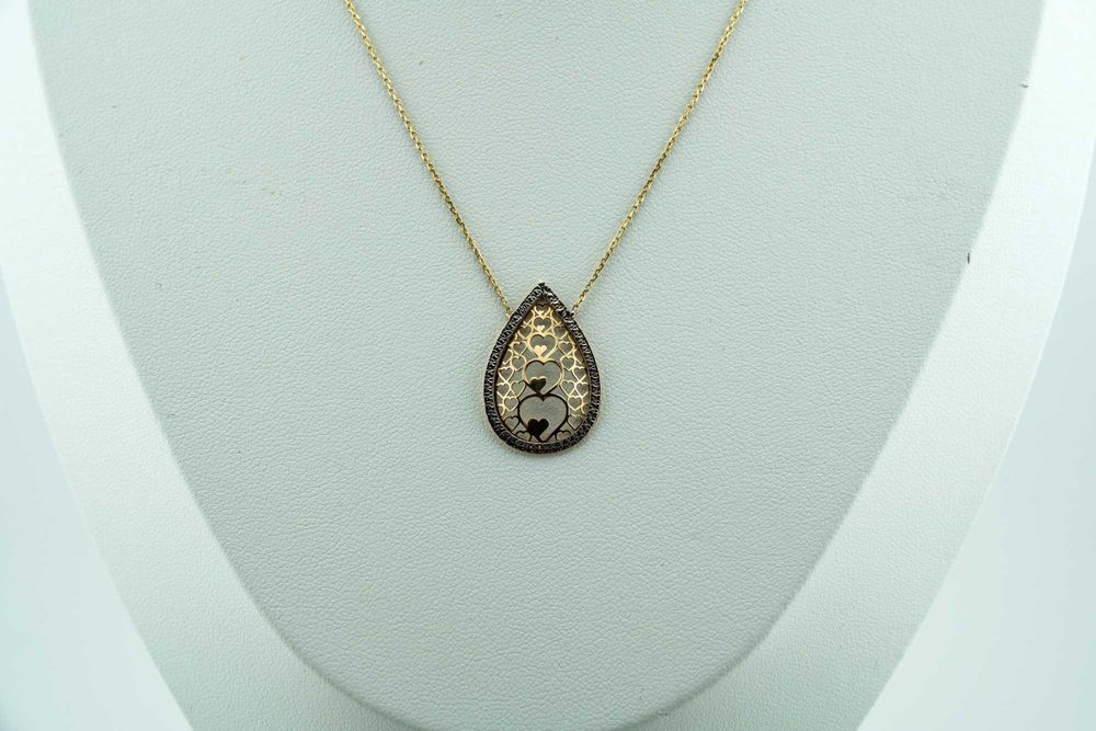 Uroczy złoty naszyjnik z serduszkami na prezent złoto 585