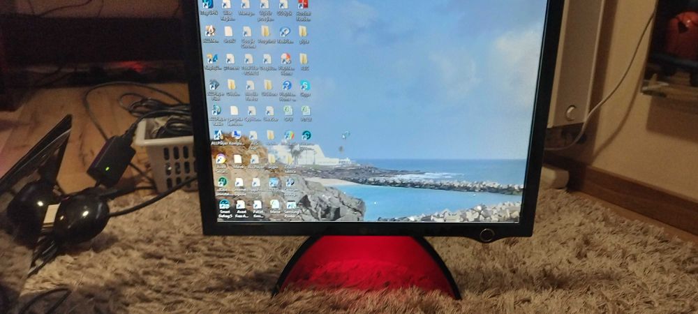 Monitor LG L19 i Monitor LG L17