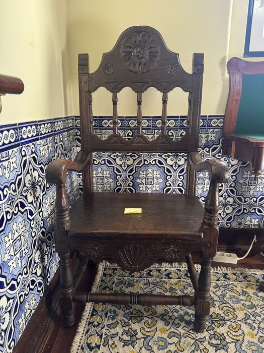 Par de cadeiroes em madeira vintade