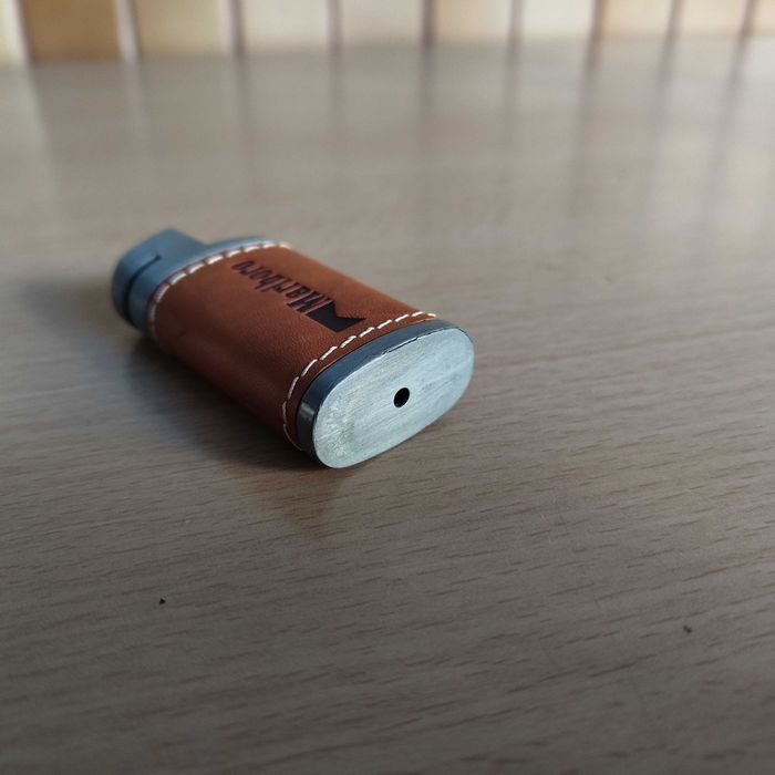 Armaduras Isqueiro Bic Antiga