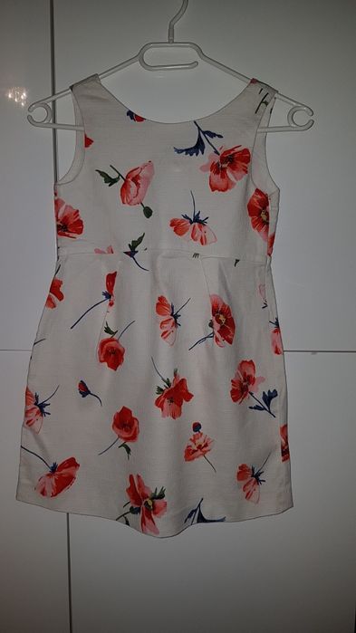 Sukienka biała w kwiaty Zara, r. 128