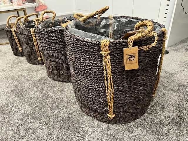 Fantastyczny zestaw koszy na doniczki z trawy morskiej 4szt Nowe