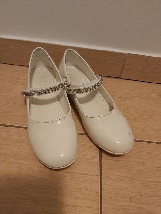 Buty komunijne 34