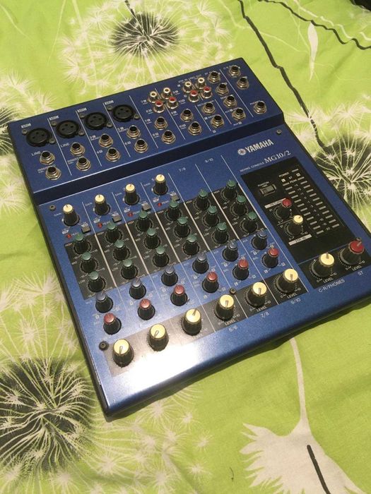 yamaha mg10 2 - Купить музыкальные инструменты - Цена на OLX.ua