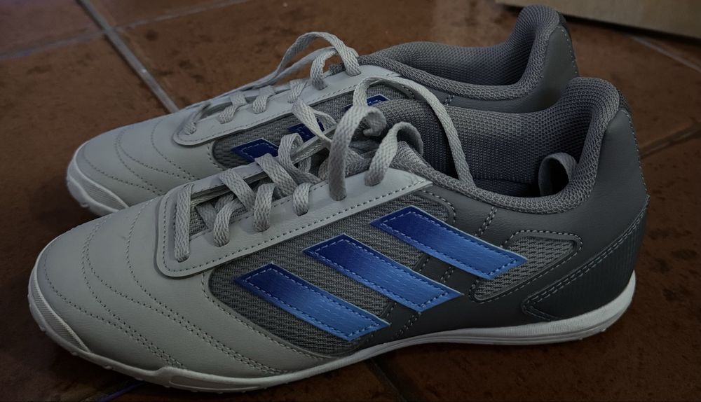 Sapatilhas Adidas de Futsal – Usadas 1 vez – Excelente estado
