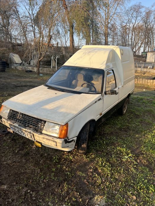 Таврія пікап в гарному стані, на повному ходу