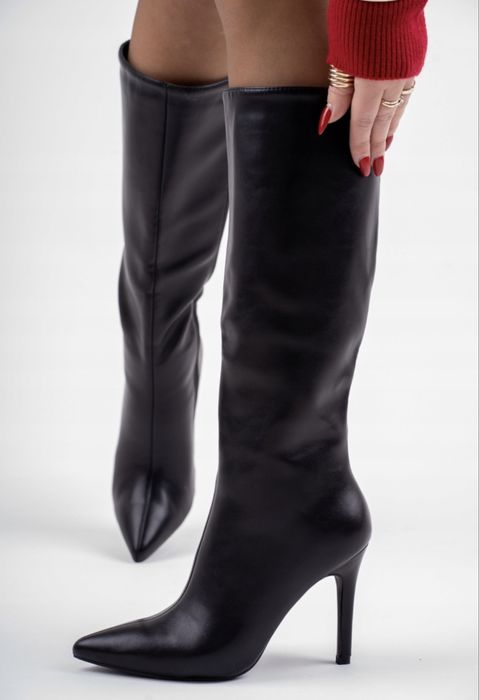 Kozaki na szpilce 38