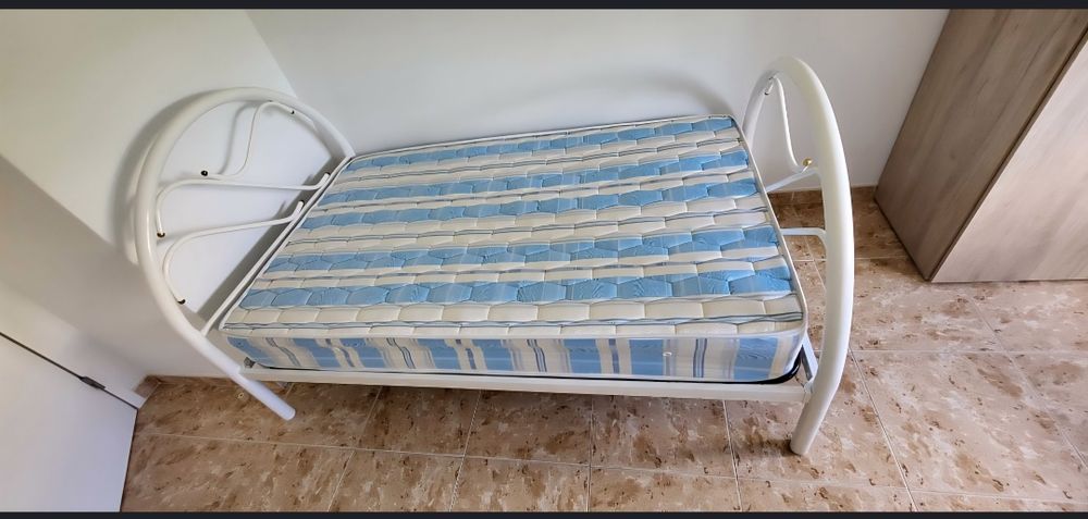 Cama de solteiro usada 1.90 x 1.15M