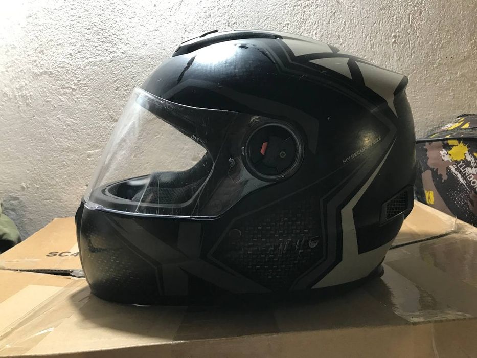 Шолом BLD, в ідеальному стані, розмір М