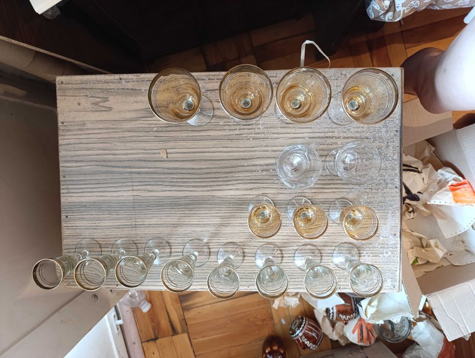 Продам рюмки разные