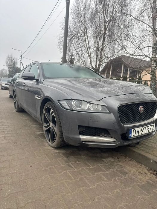 Jaguar XF Jaguar XF X260 Sportbrake 2018 po wymianie rozrządu
