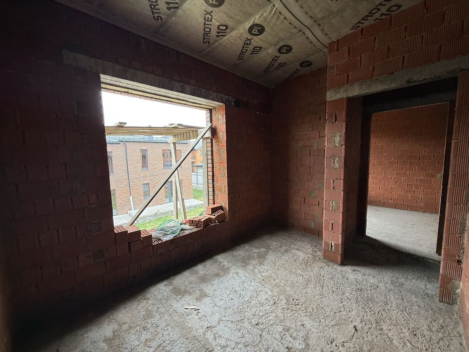 Продаж 2 поверхового таунхауса 95 м2 З центральними комунікаціями